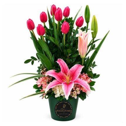 Arreglo Floral de 8 tulipanes incluye otras Flores exoticas Lirios